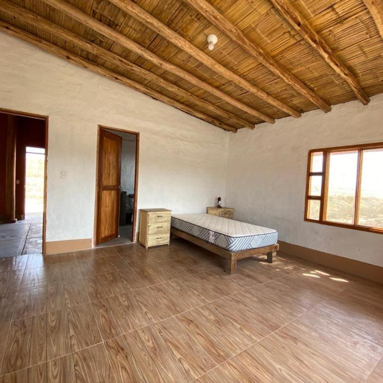 Casa de campo con piscina en Chincha - Three-Bedroom House - 5