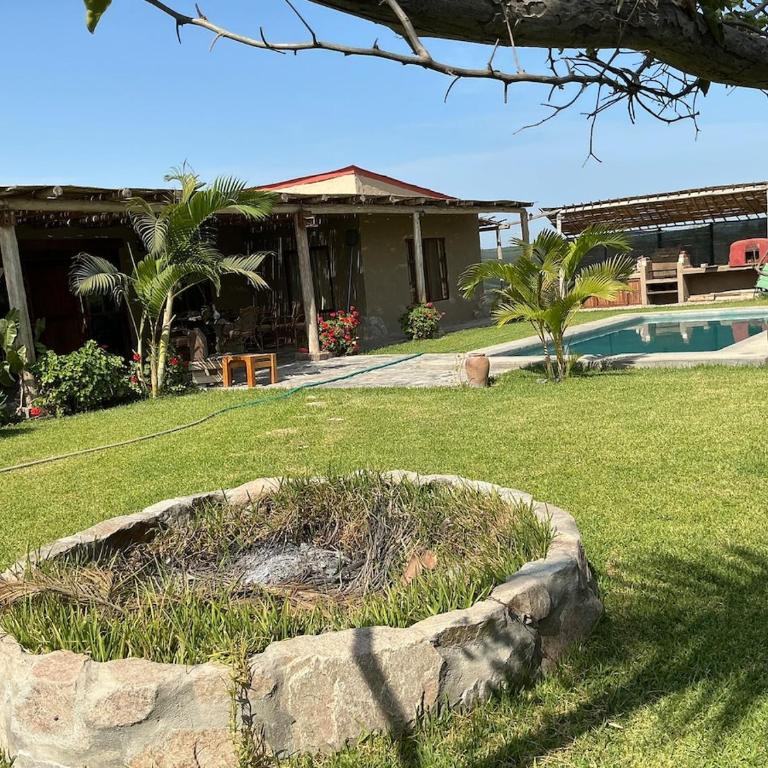 Casa de campo con piscina en Chincha - Three-Bedroom House - 12