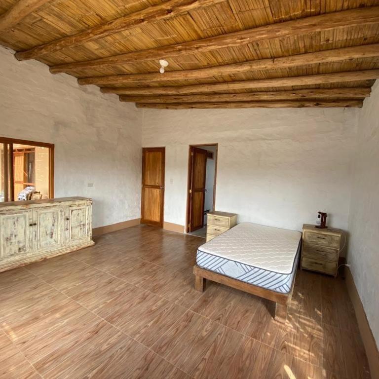 Casa de campo con piscina en Chincha - Three-Bedroom House - 19