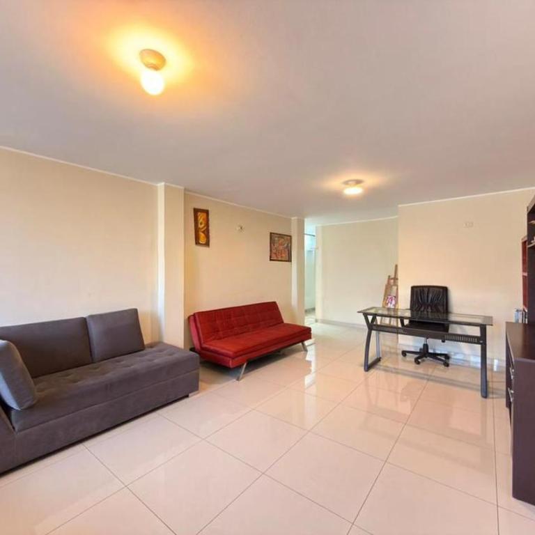 CHANCAY 2do Piso Departamento - Apartamento de 3 dormitorios - 6