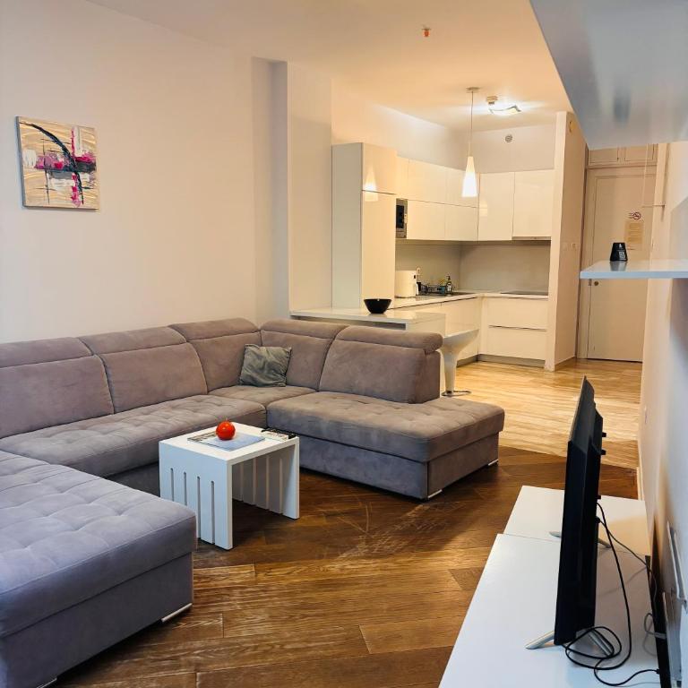Tre Canne Budva - One-Bedroom Apartment - 9