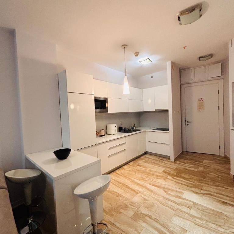 Tre Canne Budva - One-Bedroom Apartment - 8