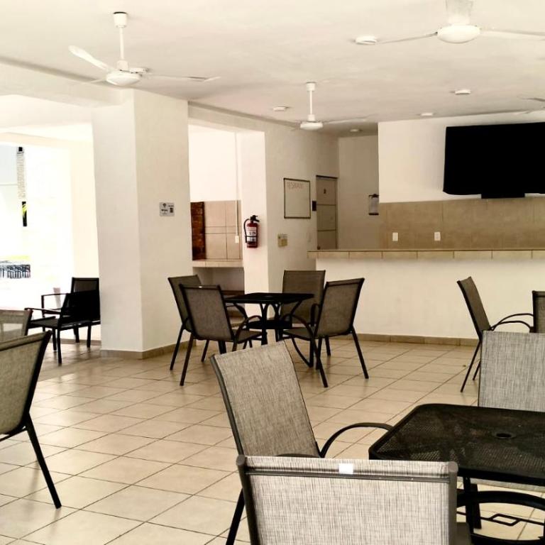 Hermoso Departamento en Puerto Morelos - Two-Bedroom Apartment - 7