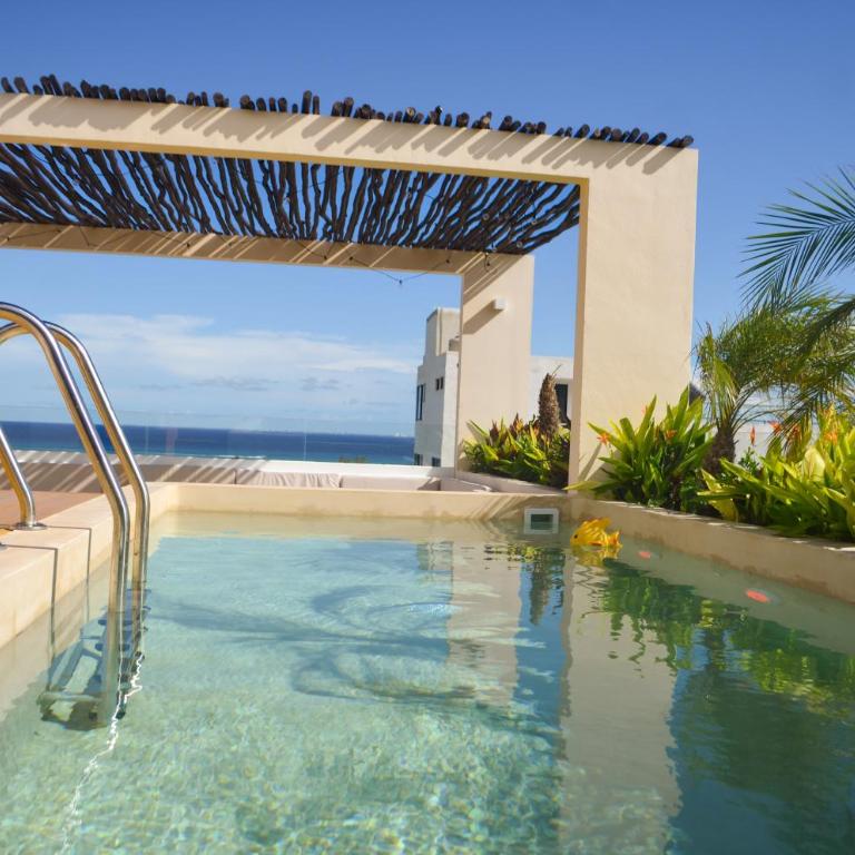 Luxury Caribique Ocean View Condo Jacuzzi Telescope Rooftop Pool - Studio with Sea View - 2