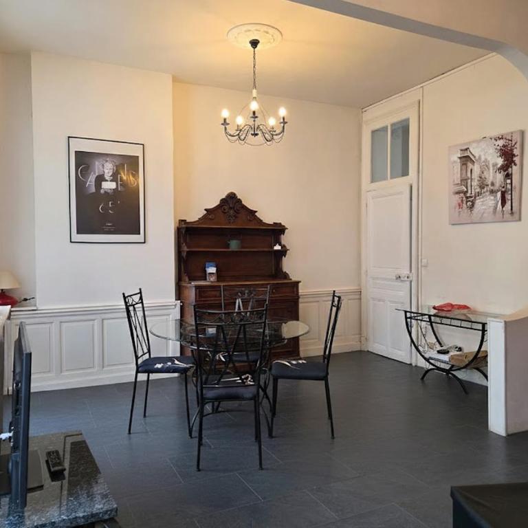 Appart de charme, centre Vichy, Thermes - Appartement 1 Chambre - 14