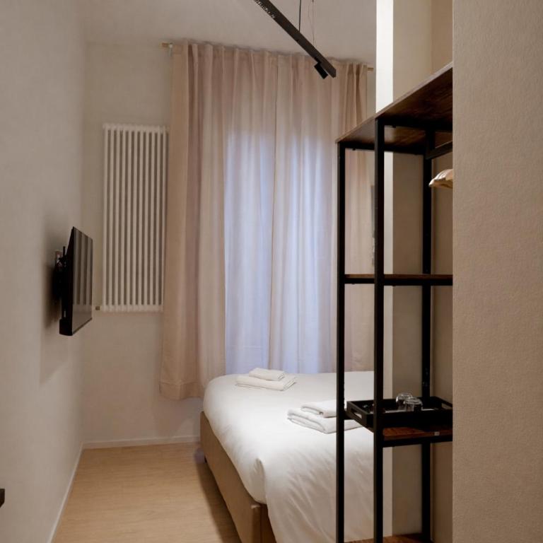 Milazzo 13 Guest House - Double Room with Private Bathroom - 10