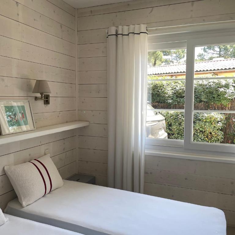 Pyla-sur-Mer Charmante maison 3 chambres et jardin proche plages - Three-Bedroom House - 17
