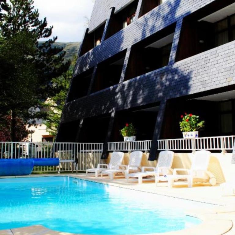 Logement 3 diamants composé de 2 appartements à Saint Lary - Two-Bedroom Apartment - 35