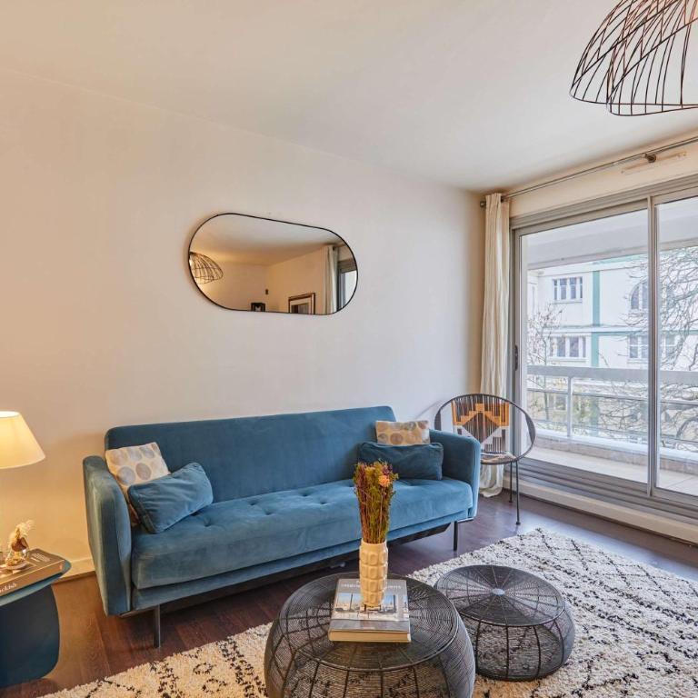 Apartment Terrace 16th area residential district - Appartement - 2