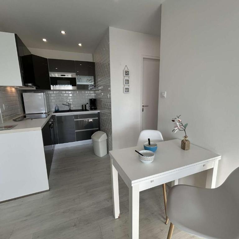 SH010-013 - Appart 2 pièces 2 couchages SAINT HILAIRE DE RIEZ - One-Bedroom Apartment - 4