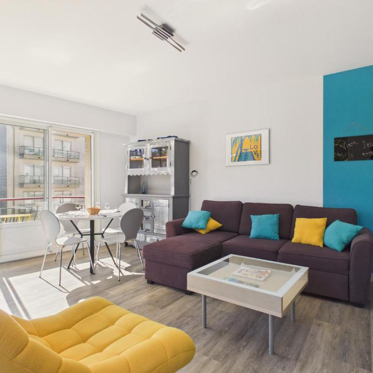 Vue mer, plage à 50 m, 2 adultes 2 enfants - Appartement - 1