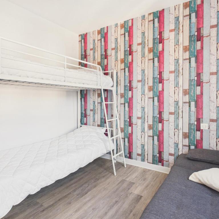 Vue mer, plage à 50 m, 2 adultes 2 enfants - Appartement - 5