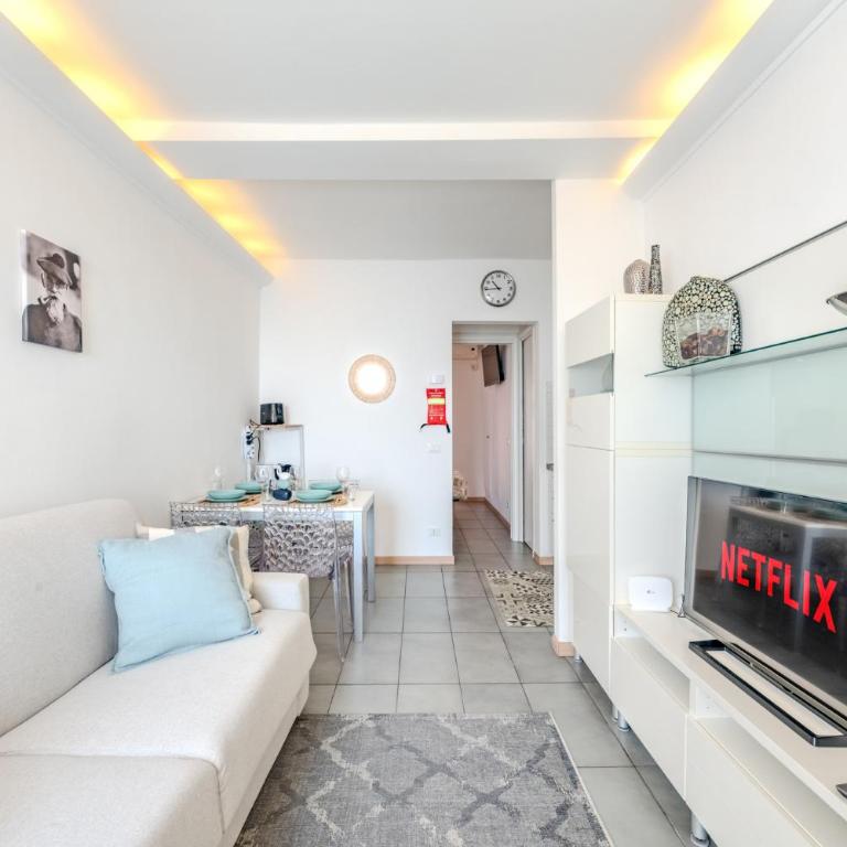 Una Finestra Sul Blu - AC & WiFi - Di fronte al Mare - Appartamento Deluxe con 1 Camera da Letto - 12