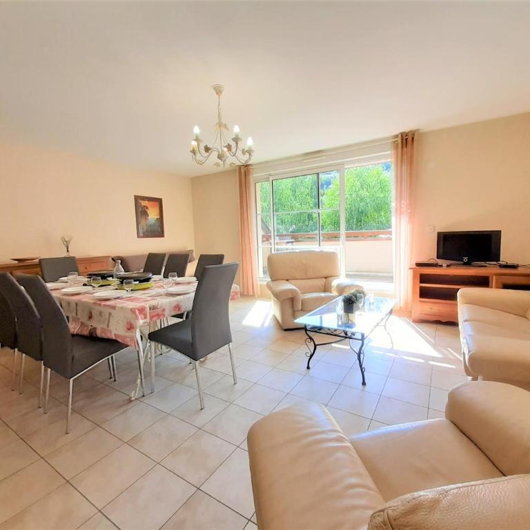 Appartement lumineux au coeur de Saint-Lary - Joubarbe - Appartamento Superior con 3 Camere da Letto - 14