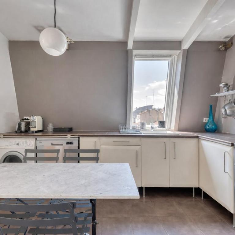 Elégant duplex avec terrasse aux portes de Paris - Apartamento de 2 dormitorios - 11
