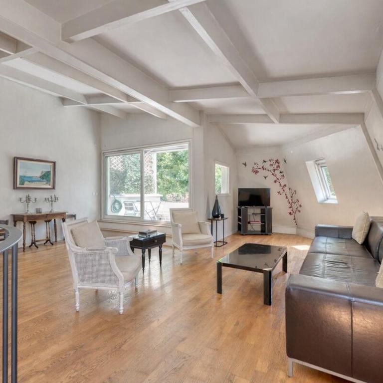 Elégant duplex avec terrasse aux portes de Paris - Apartamento de 2 dormitorios - 12