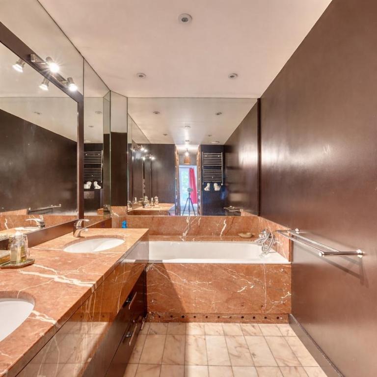 Elégant duplex avec terrasse aux portes de Paris - Apartamento de 2 dormitorios - 16