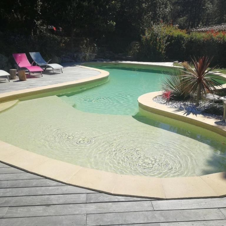 Grand studio 30 m2 dans villa avec piscine proche de Valbonne - Appartement 1 Chambre - 4