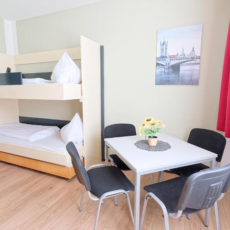 Jugend- und Familiengästehaus Villach - Fünfbettzimmer - 19