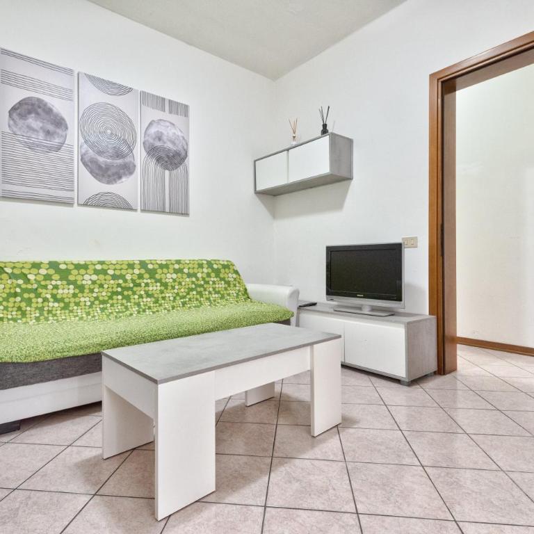 Marila 5, a due Passi dal Mare - Appartamento con 1 Camera da Letto e Vasca Idromassaggio - 2