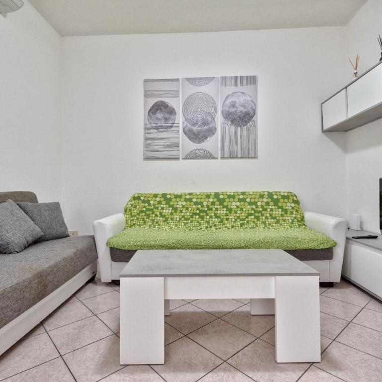 Marila 5, a due Passi dal Mare - Appartamento con 1 Camera da Letto e Vasca Idromassaggio - 11