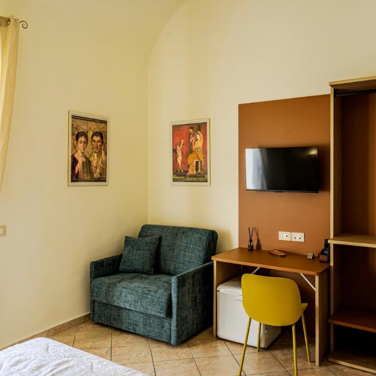 Domus Gargilius - Double Room with Private Bathroom - 16