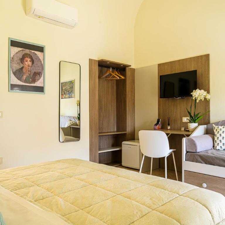 Domus Gargilius - Double Room with Balcony - 18