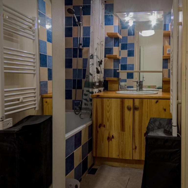 Studio avec coin montagne, balcon, toutes proximités - Appartement 1 Chambre - 7