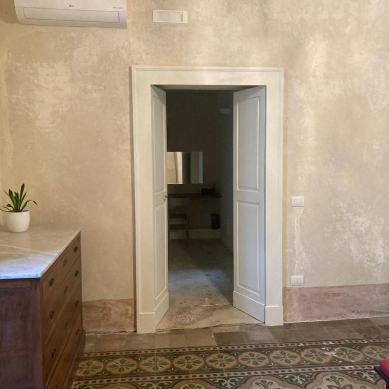 Palazzo Cariddi Apartment - Appartamento Deluxe con 2 Camere da Letto - 42