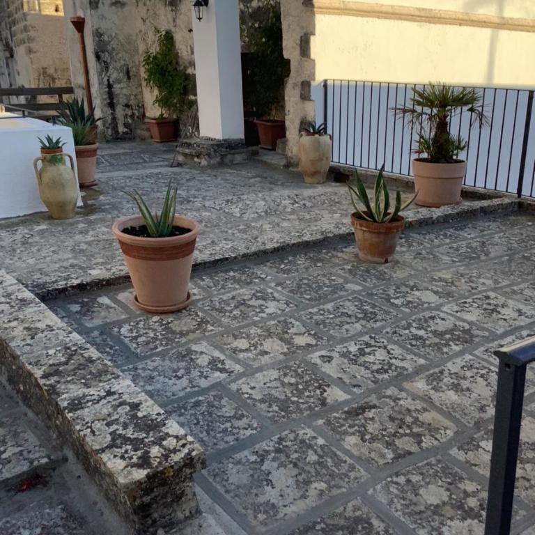 Palazzo Cariddi Apartment - Appartamento Deluxe con 2 Camere da Letto - 84
