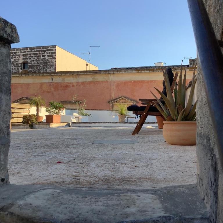 Palazzo Cariddi Apartment - Appartamento Deluxe con 2 Camere da Letto - 87