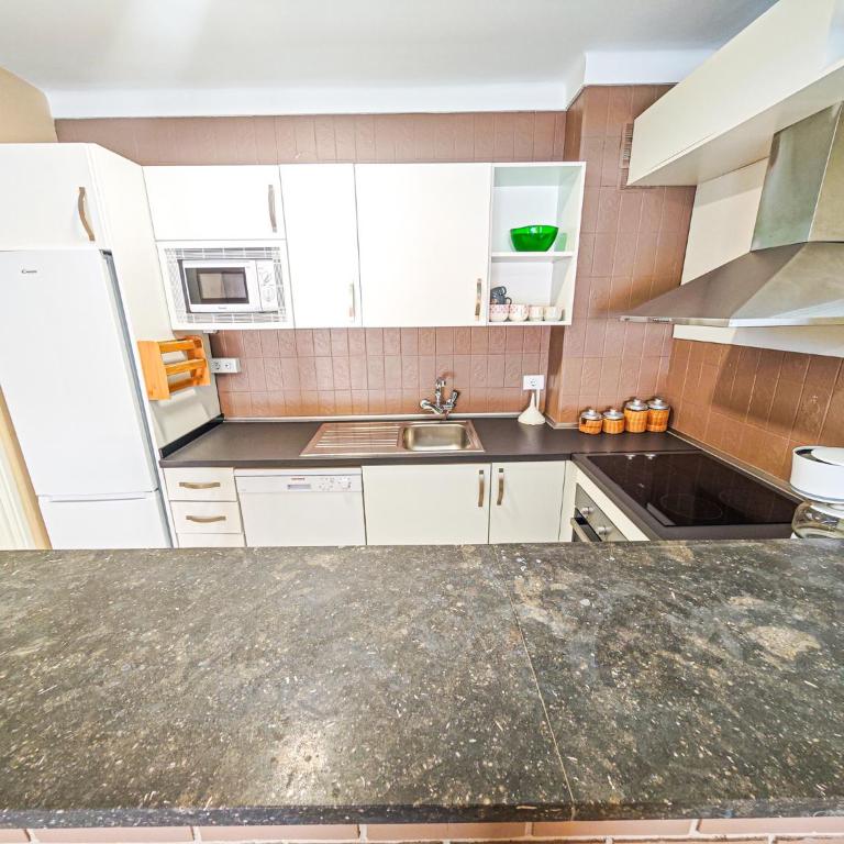 LITORAL COSTA DORADA - CANASTEL Only Families - Apartment with Sea View - 16