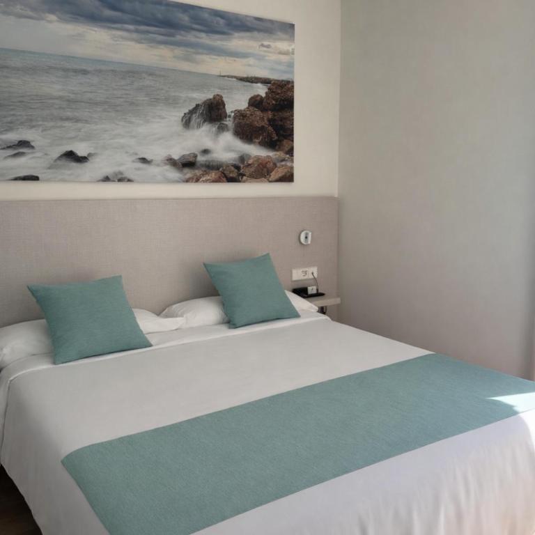 Hotel Bon Repòs l'Ametlla de Mar - Habitación Doble con balcón - 5