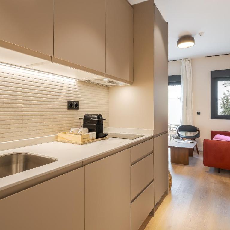 Numancia Apartments by Olala Homes - Two-Bedroom Apartment - 8