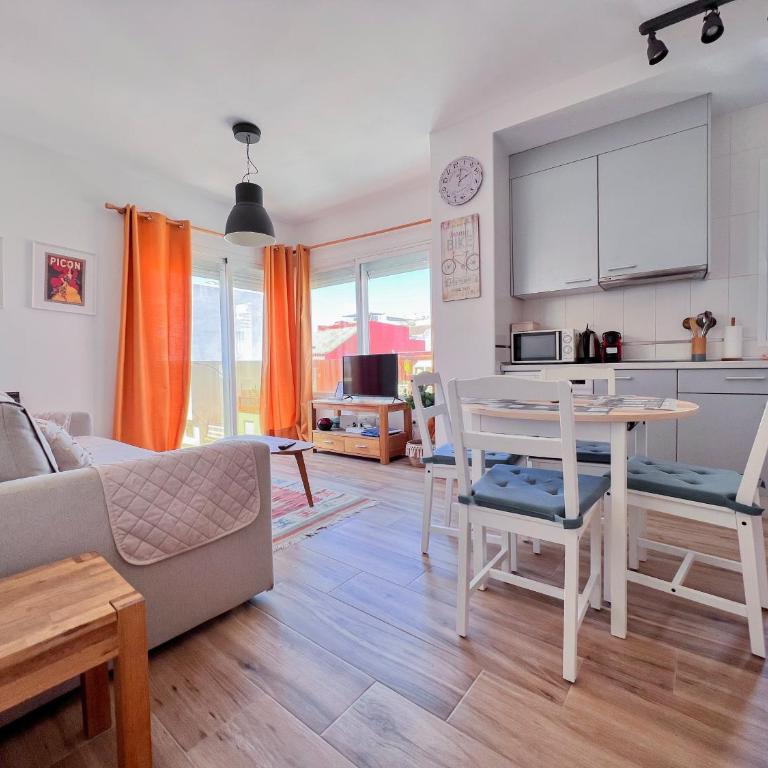 Barcelo 30, terrace, center, garage on request, quite neighborhood, BA - Apartamento - 3