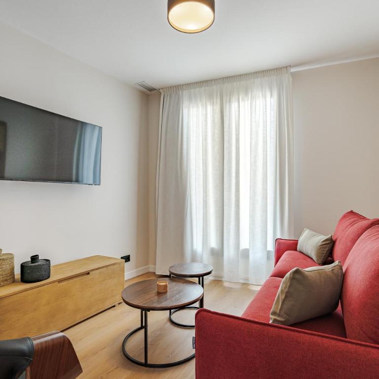 Numancia Apartments by Olala Homes - Two-Bedroom Apartment - 7