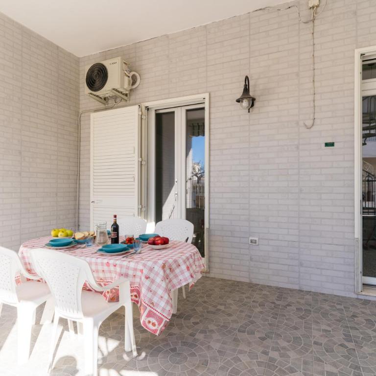 Villino Augusto by BarbarHouse - Two-Bedroom House - 2