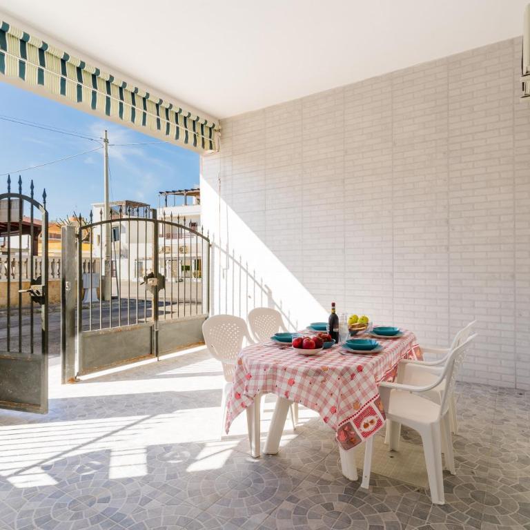 Villino Augusto by BarbarHouse - Two-Bedroom House - 1