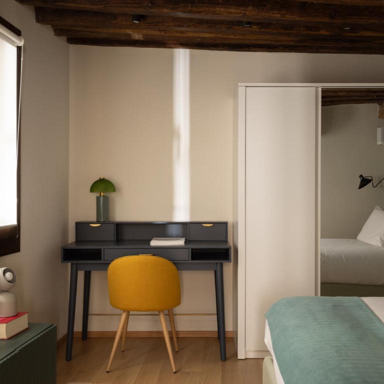 Casa Scorzoni Venezia - Two-Bedroom Apartment - 20