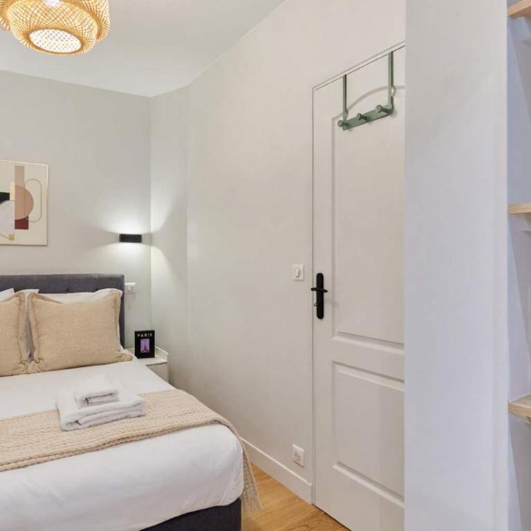 Modern Apartment Champs Elysees Trocadero - One-Bedroom Apartment - 8
