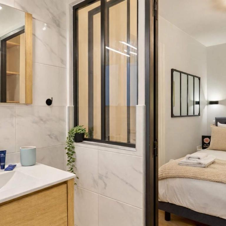 Modern Apartment Champs Elysees Trocadero - One-Bedroom Apartment - 9