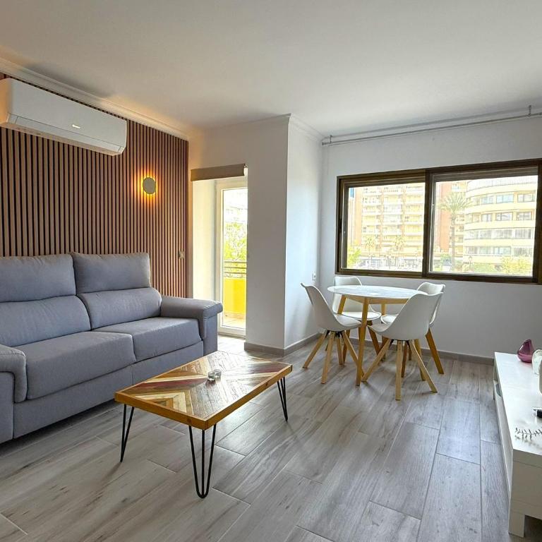 Apartamento de playa con piscina - One-Bedroom Apartment - 1