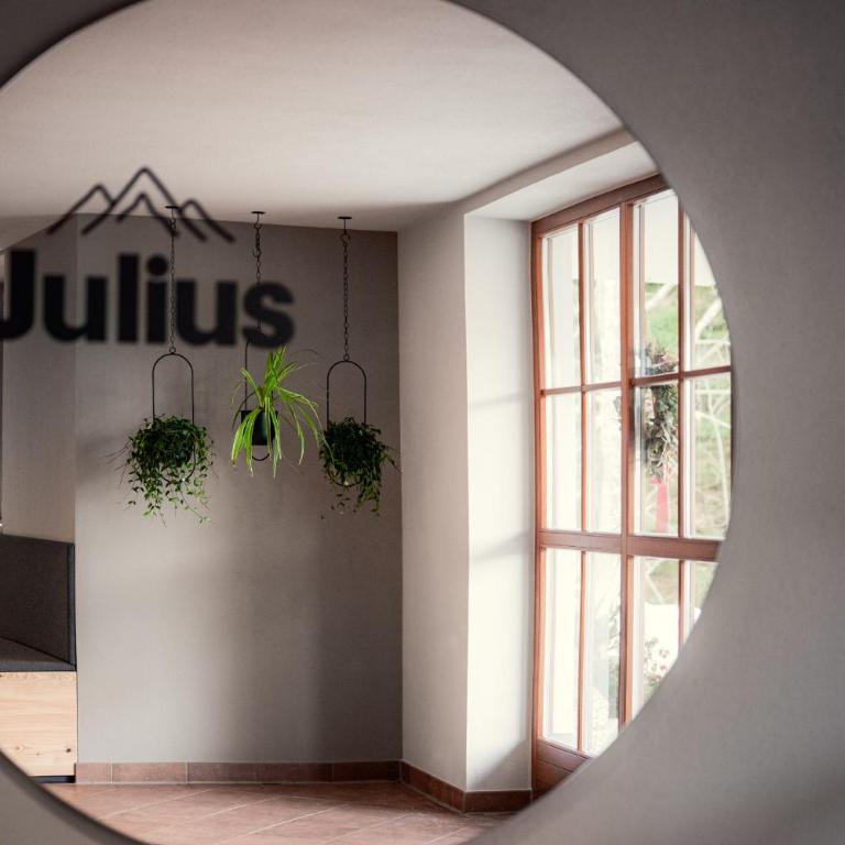 Julius Appartements & Zimmer - Deluxe Doppelzimmer (2 Erwachsene & 1 Kind) - 6