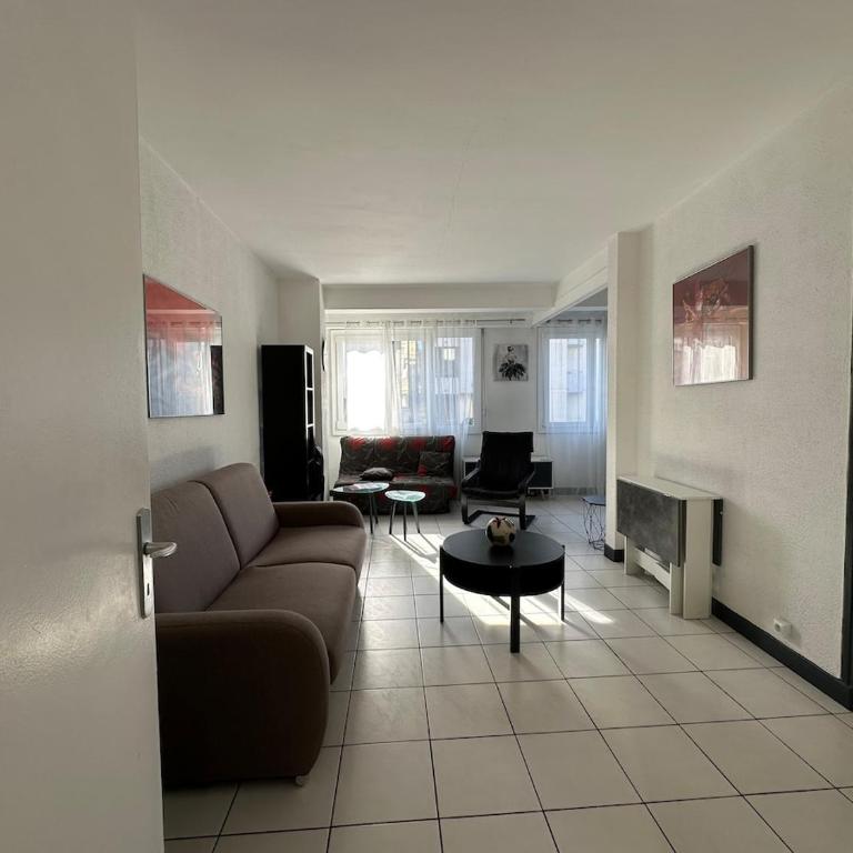 Port Canto & Croisette, Spacious Studio for 4 - Studio avec Balcon - 6