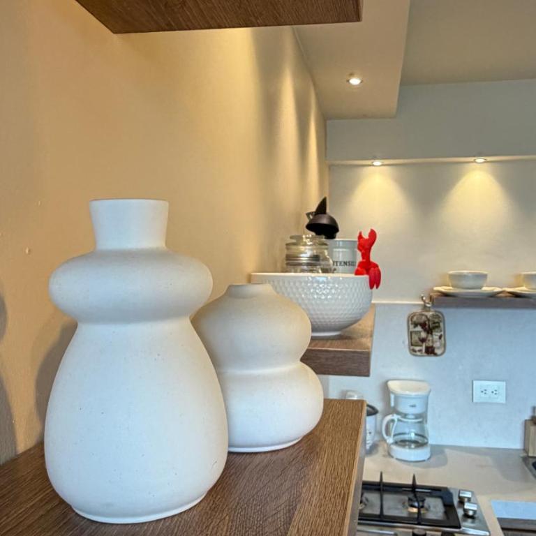 Mejor vista panorámica ubicación céntrica al lado de centros comerciales y los mejores restaurantes tenemos hermosa piscina gimnasio y parqueadero gratis - Apartamento de 2 dormitorios - 6