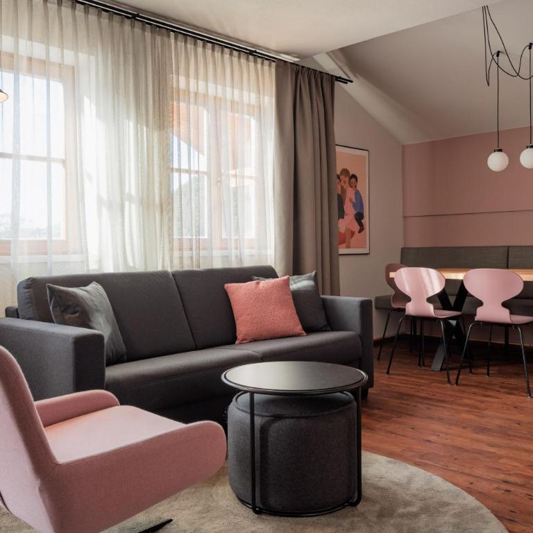 Julius Appartements & Zimmer - Apartment mit 2 Schlafzimmern und Balkon - 4