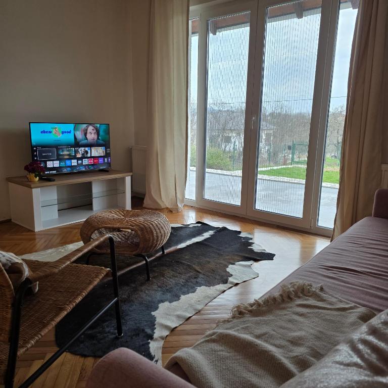 Sienas Holiday Home - One-Bedroom House - 2