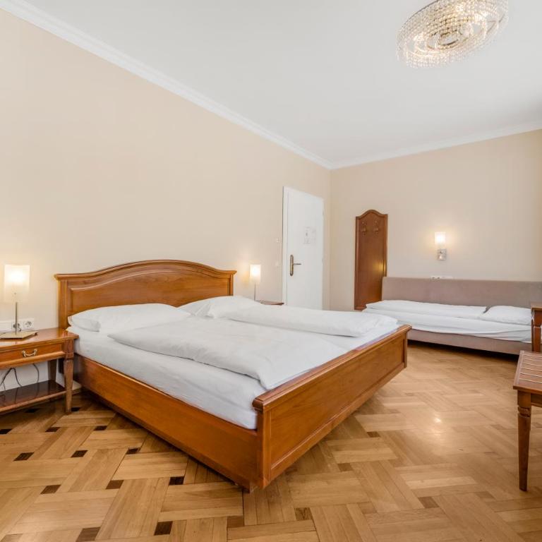 Villa Ceconi by Das Grüne Hotel zur Post - 100% BIO - Dreibettzimmer - 2