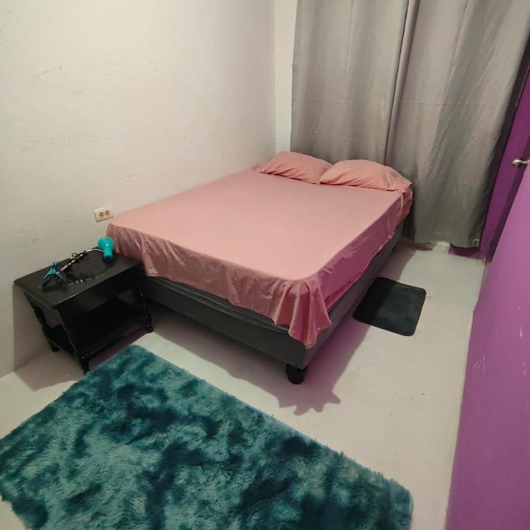 Turismo comunitario en Cali - Habitación Doble con baño compartido - 2