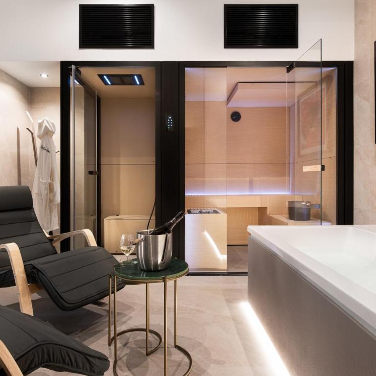At Forty-One Apt 02 - Suite con Accesso Spa - 4